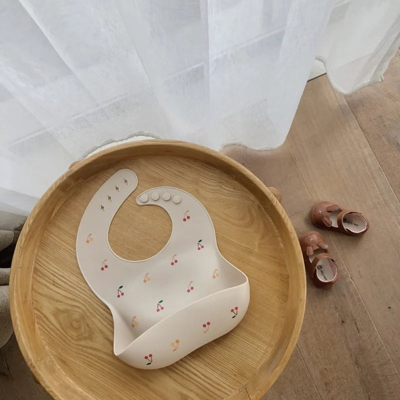 SONU baby silicone feeding Bib